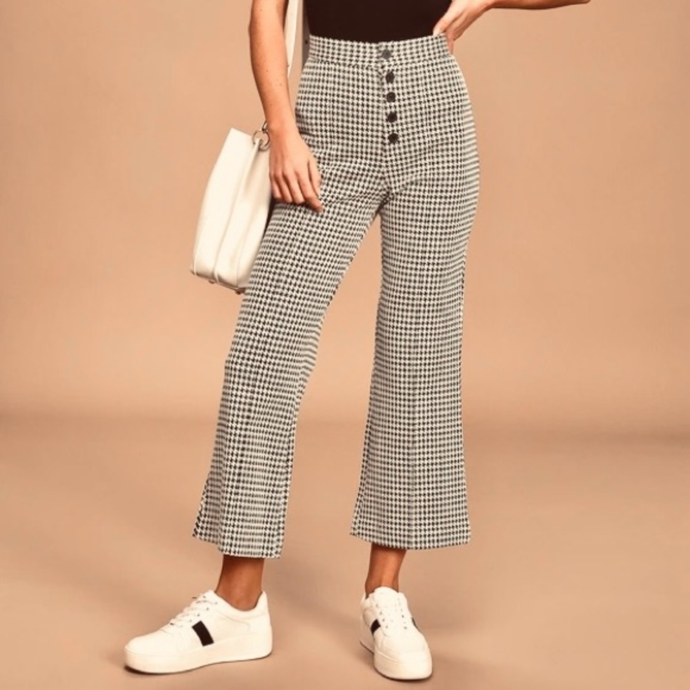 Amuse Society houndstooth crop flares